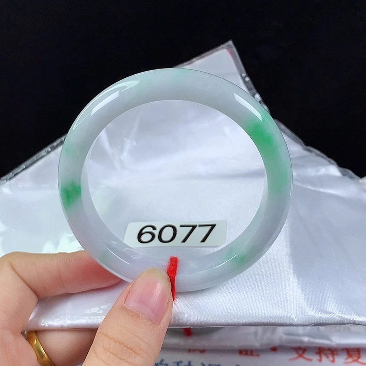 *****翡翠未镶嵌手镯57圈圈