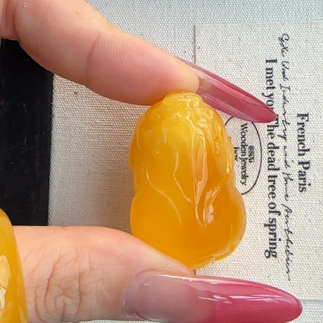 琥珀未镶嵌珠宝奇石