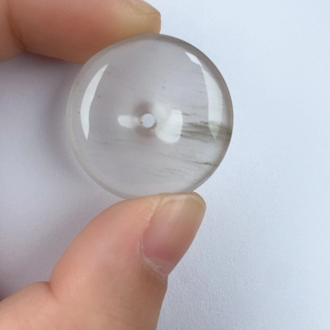 石英质玉颈饰未镶嵌平安扣