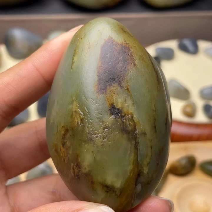 皮***卡和田玉未镶嵌颈饰12