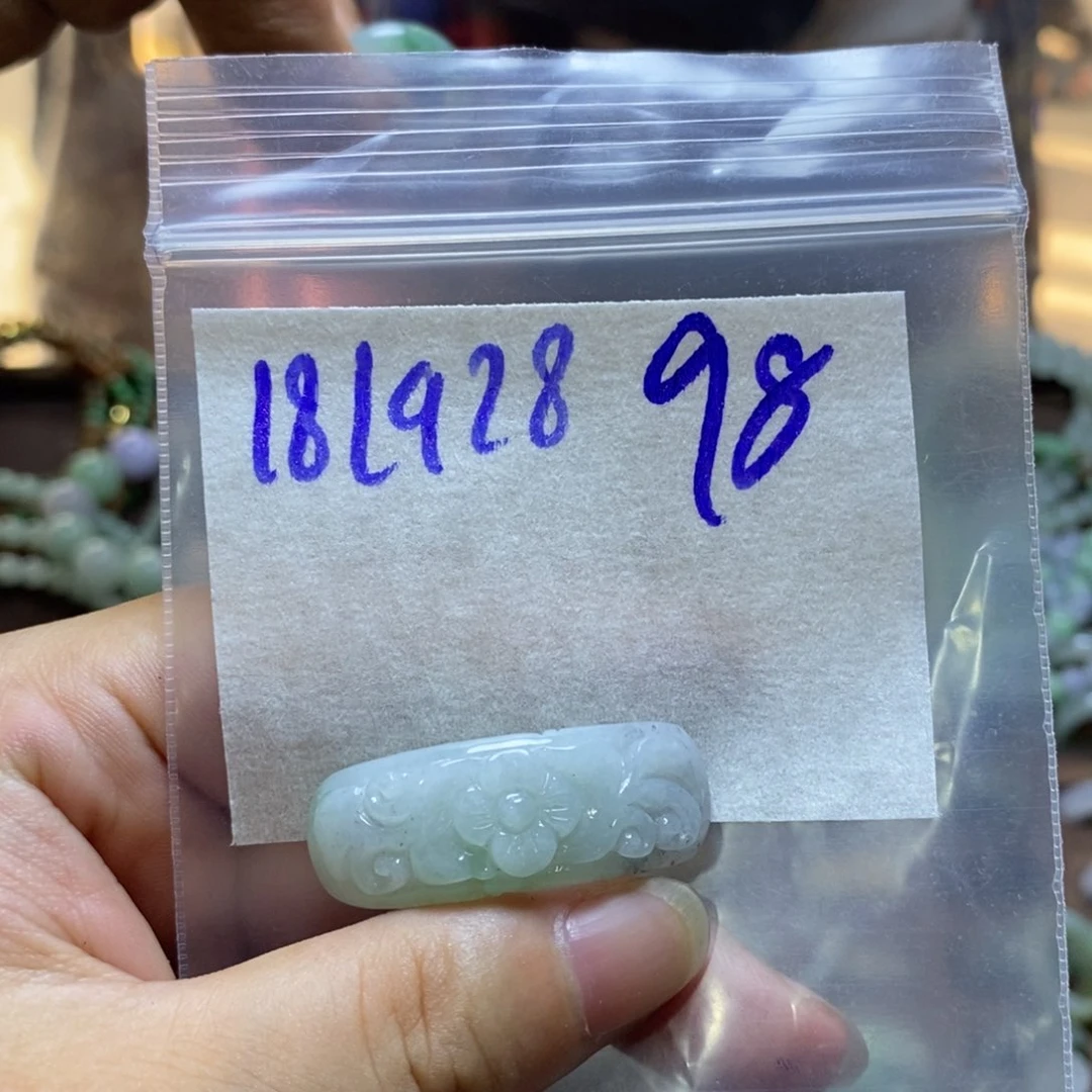 未镶嵌定制翡翠翡翠