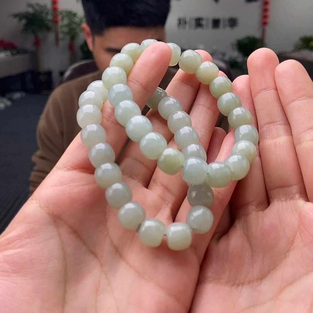 和田玉颜色多样性发拍一发一未镶嵌