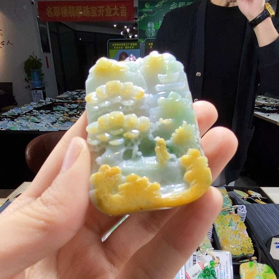 颈饰未镶嵌翡翠翡翠