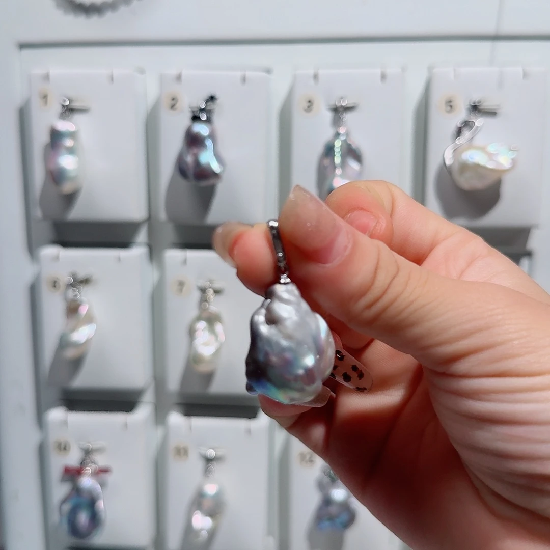 淡水珍珠合金颈饰