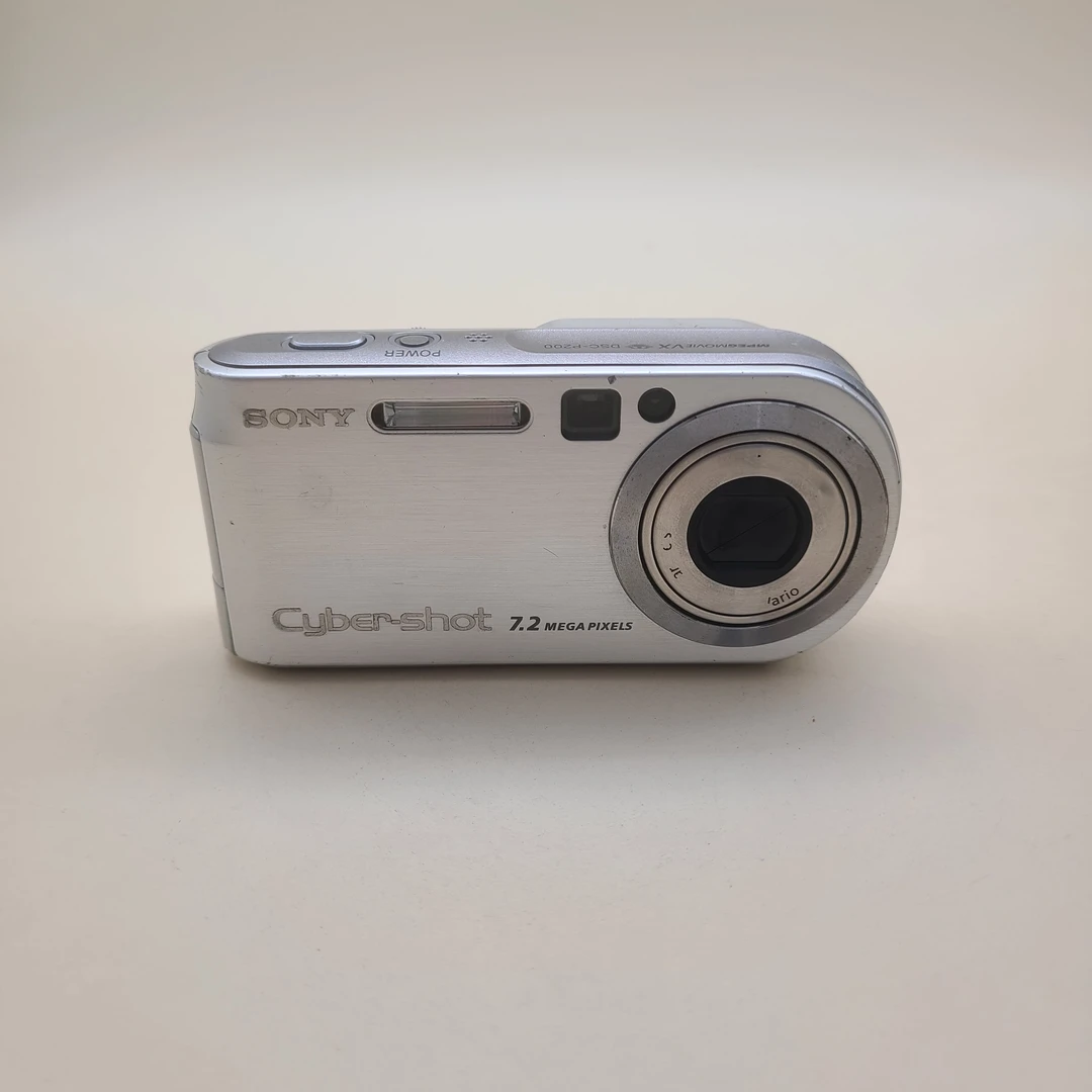 9新 Sony/索尼 p200 数码相机便携式 CCD 自备读卡器