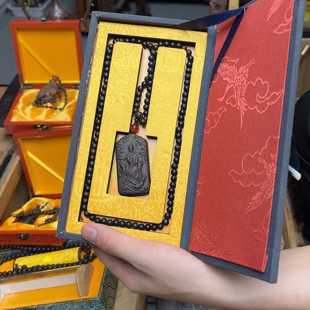 大叶紫檀（黑酸枝木类）