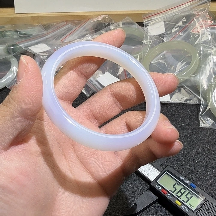 石英岩玉合金手镯福利品手镯