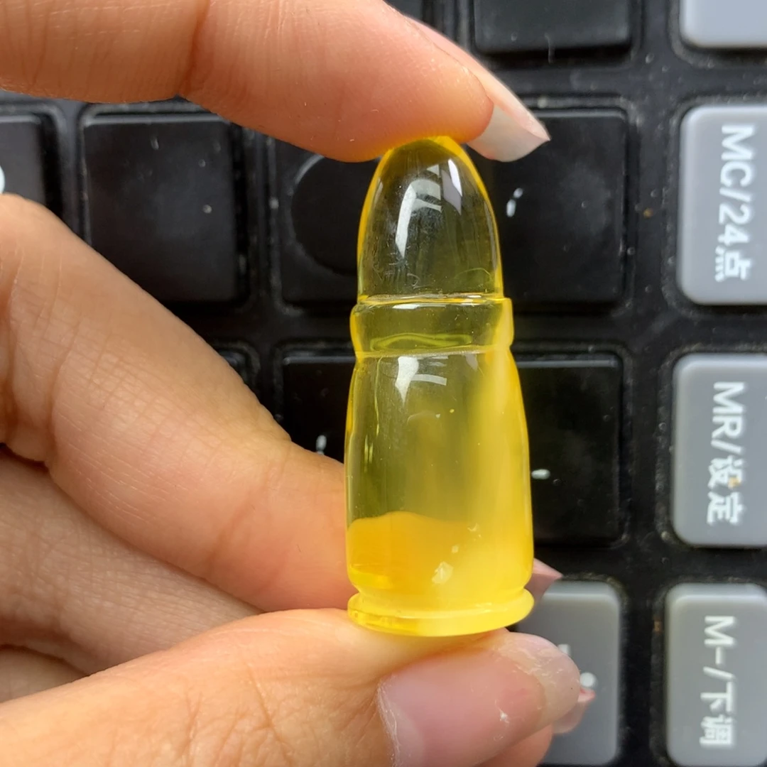 琥珀未镶嵌珠宝奇石37m14m