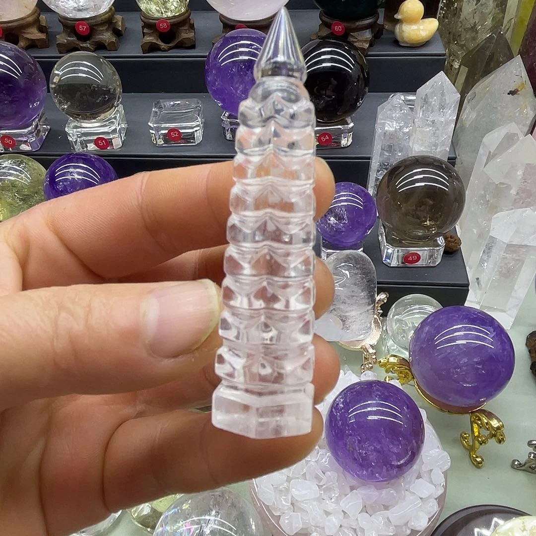 白色水晶塔桌面摆件