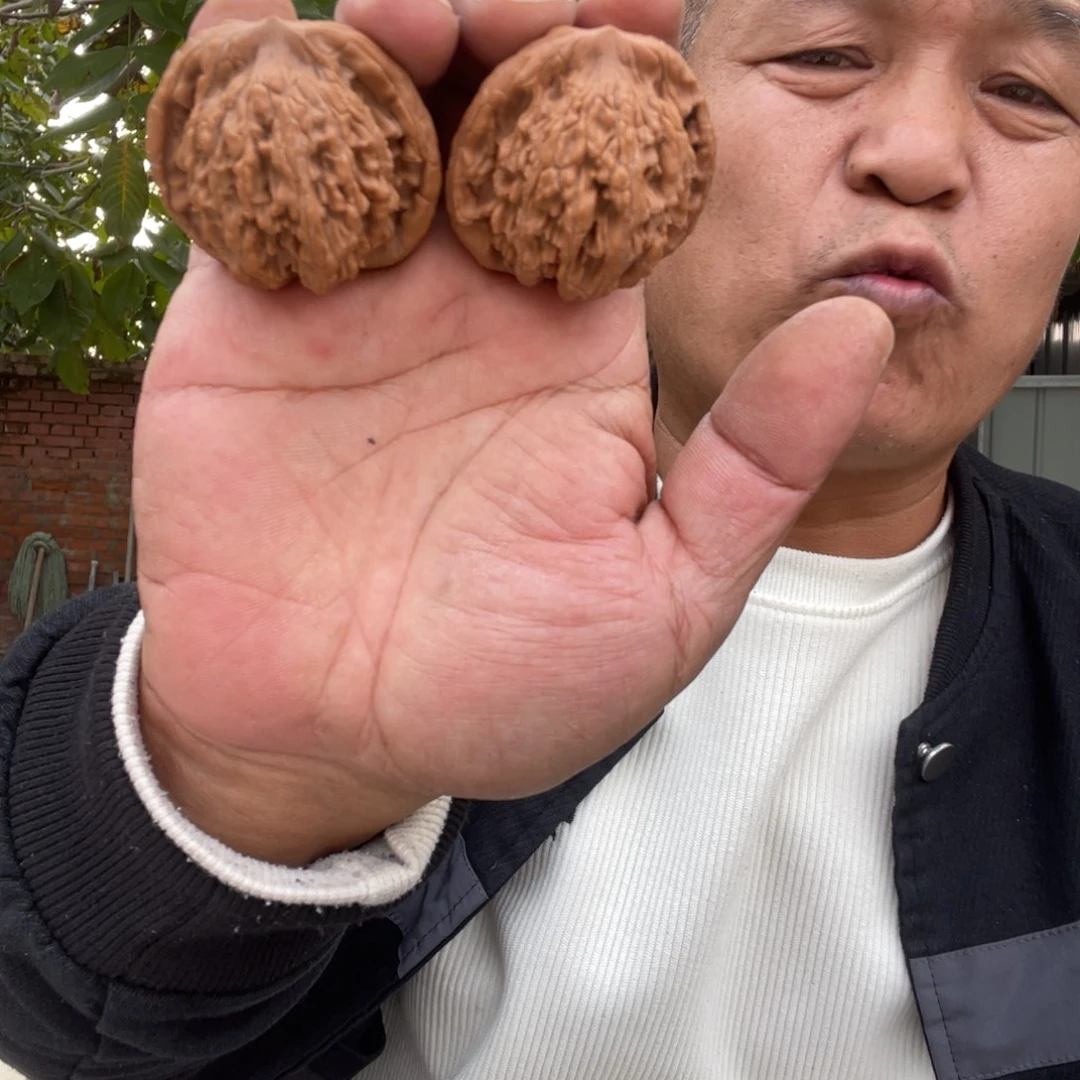 事***常文玩核桃吊坠虎头45