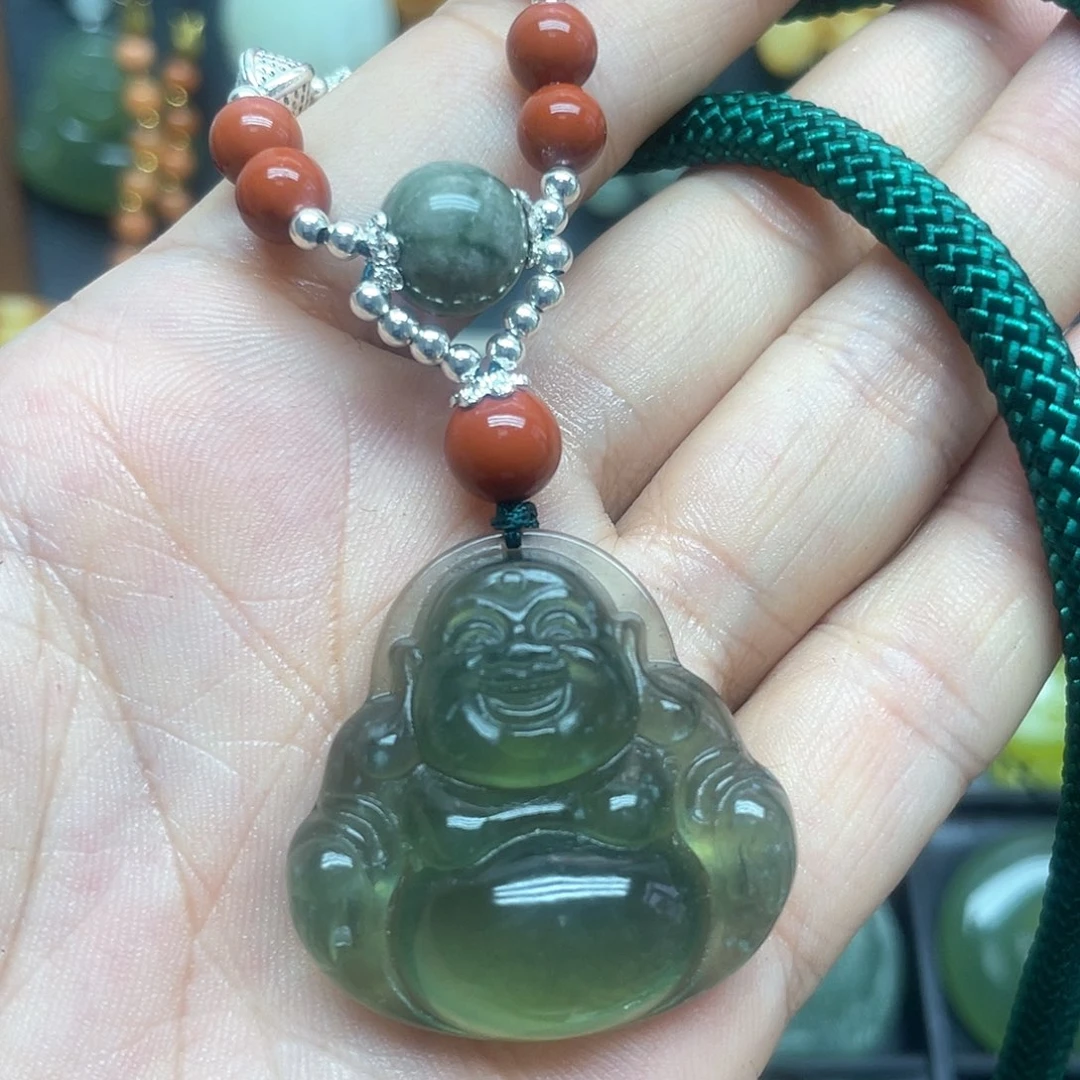 未镶嵌蛇纹石玉颈饰