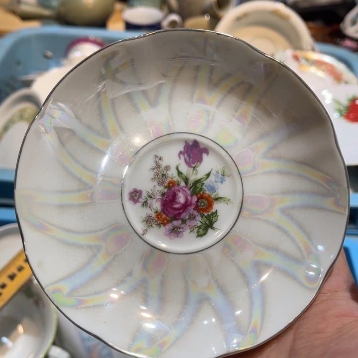 瓷片?***?箱なしでいいので お値下げ可能でしょうか？