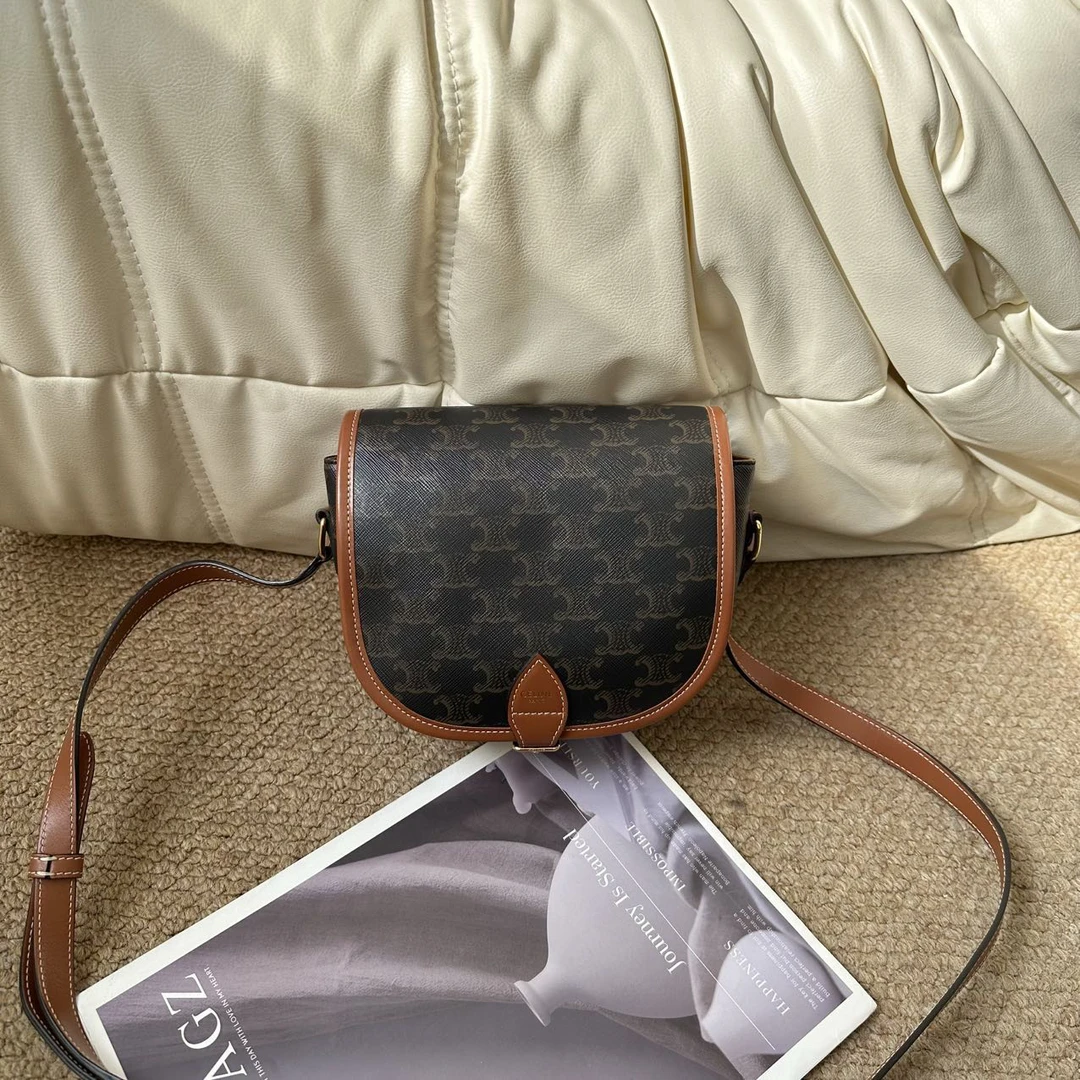 95新 Celine/思琳 Celine fl66 老花 马鞍单肩斜挎包/612932424