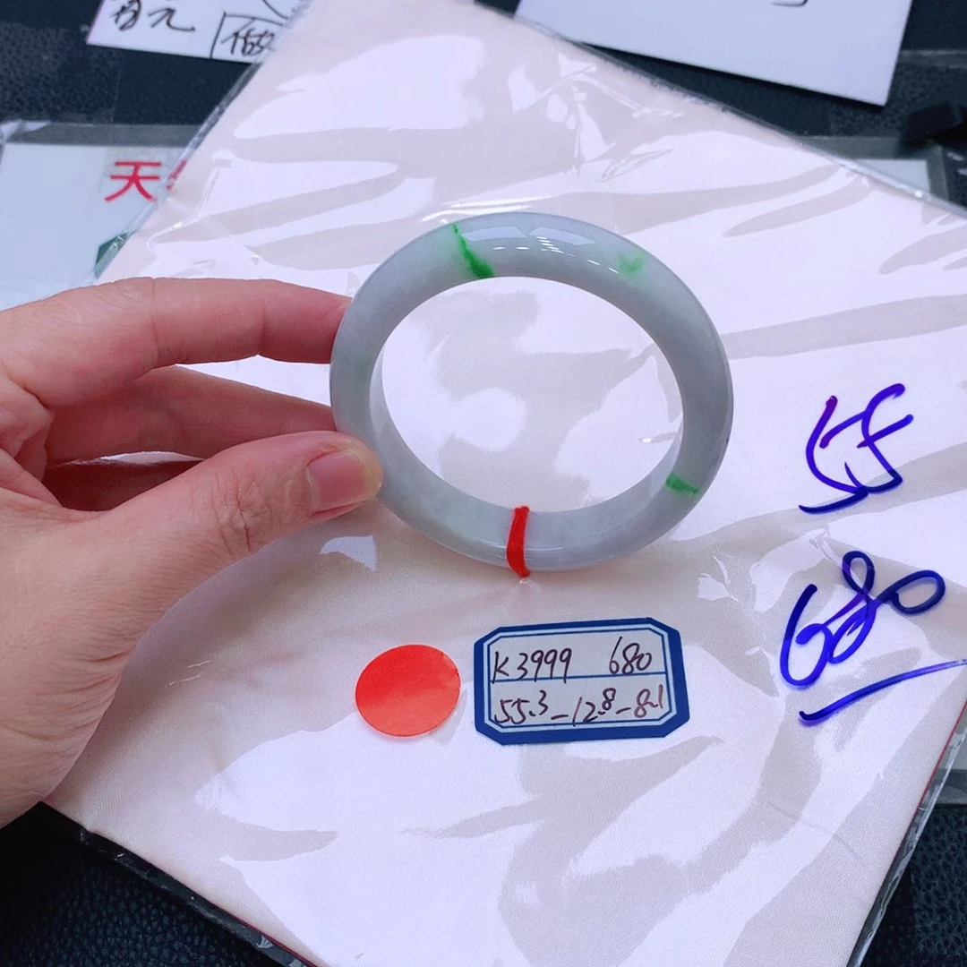 未镶嵌手镯翡翠缅甸翡翠手镯