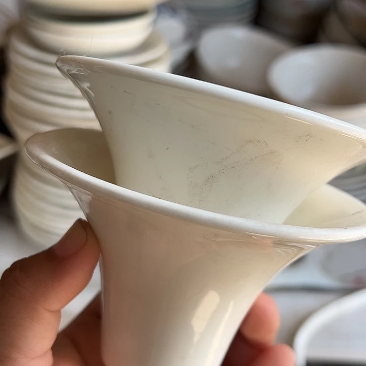 瓷高足摆件两支摆件
