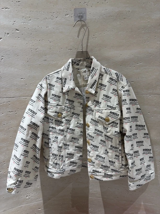 99新 GUCCI/古驰 肩宽 40胸围 46 衣长 56尺码 42编码 170