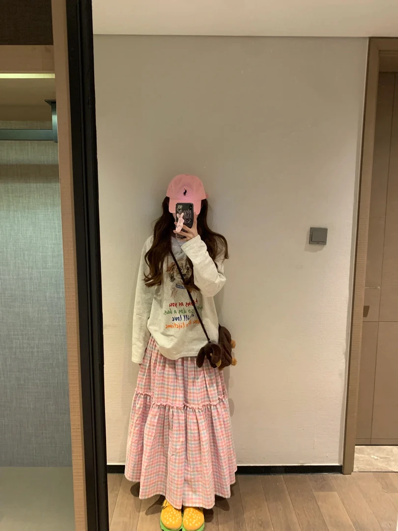 2025韩系大摆格子半身长裙A字春夏收腰显瘦复古百褶小个子长裙