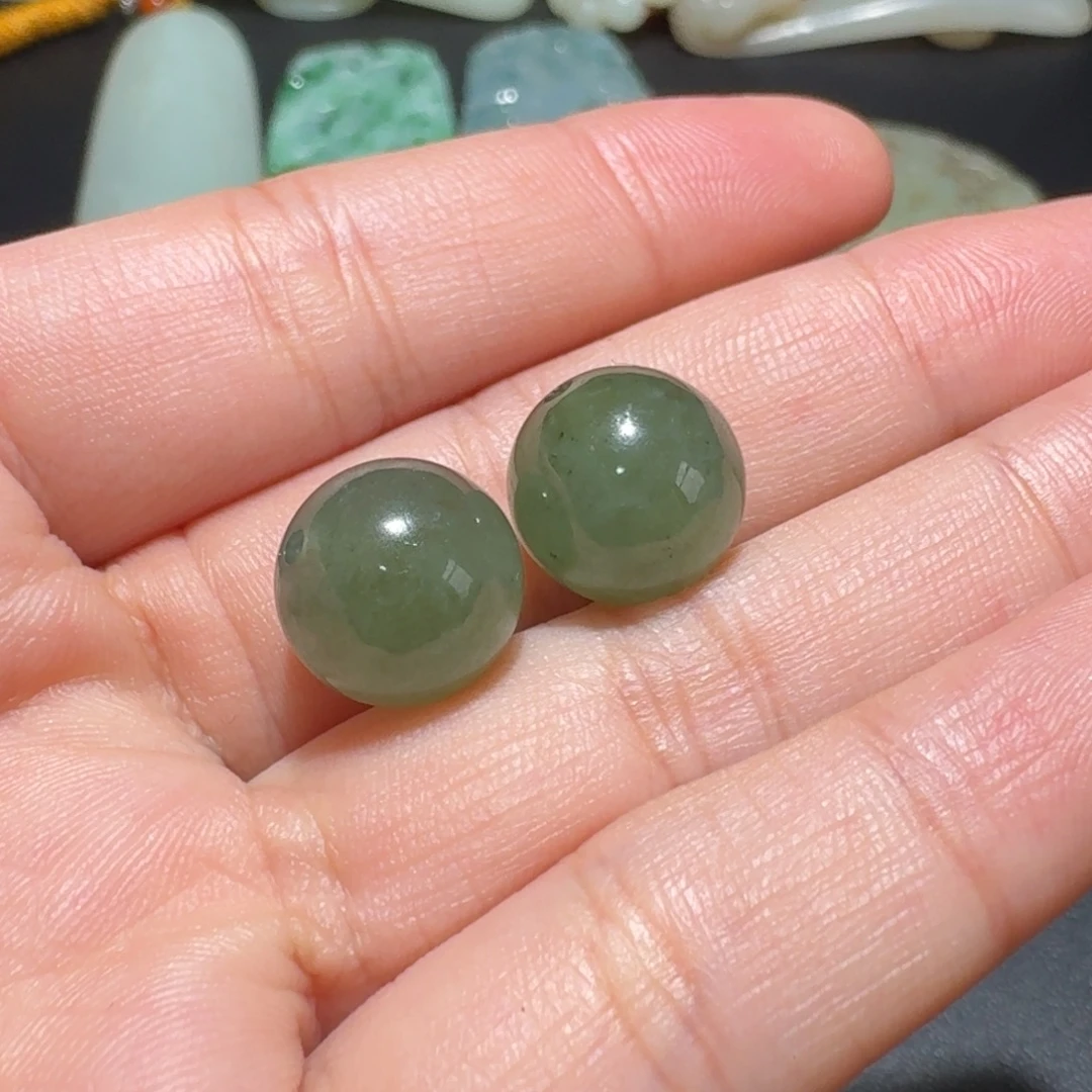 翡翠未镶嵌颈饰1111