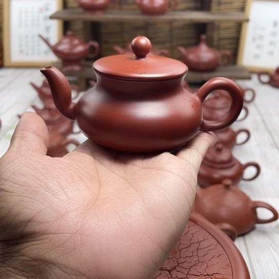 用****4潮州朱泥手拉壶君德壶