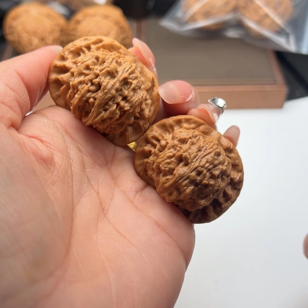 文玩核桃把件宽边