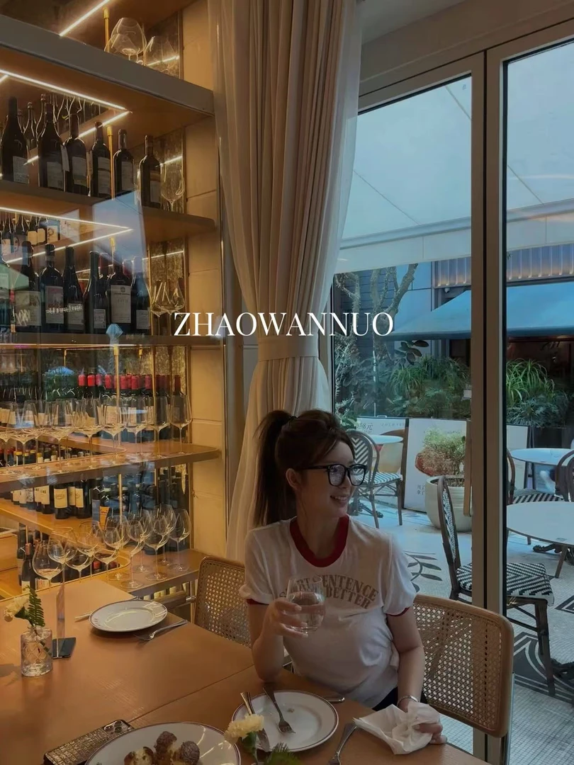 ZHAO WANNUO 丨 25春夏新款字母撞色百搭短袖T恤NC0478