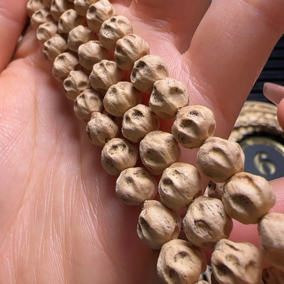 【闪购商品】柏香籽/百香籽吊坠姜***?