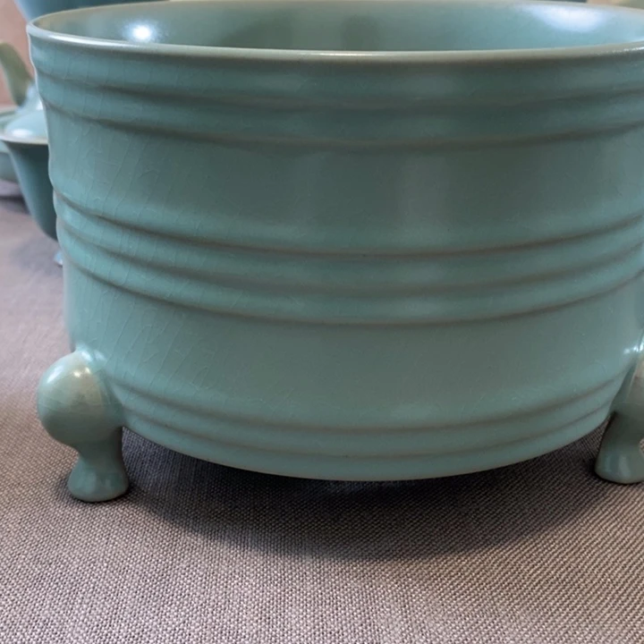 D***业瓷片三足炭炉一一一一一一一一一