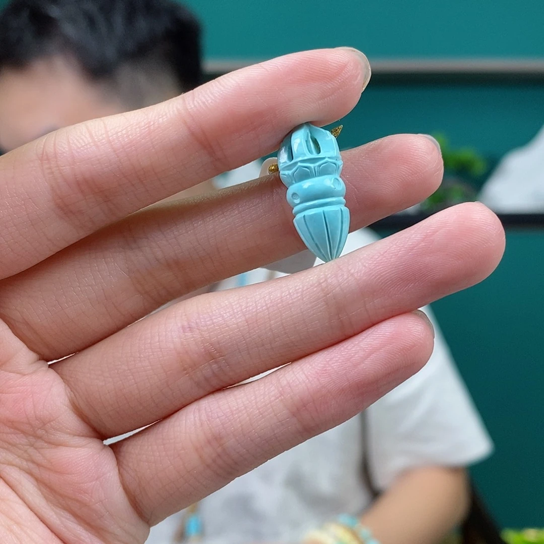 未镶嵌绿松石珠宝奇石