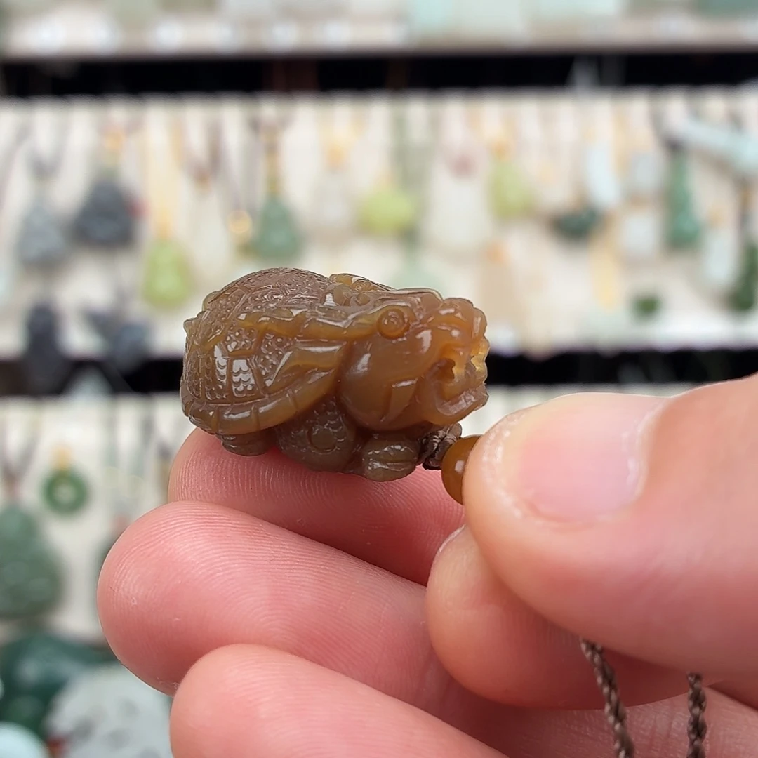 和田玉未镶嵌颈饰天然和田玉新疆且末全糖手工雕刻小龙龟吊坠