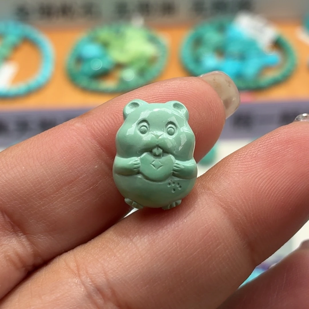 绿松石未镶嵌珠宝奇石