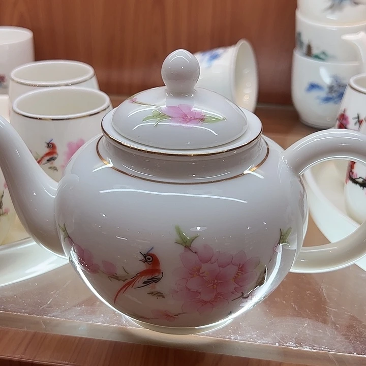 陶瓷茶壶哈哈哈哈哈哈
