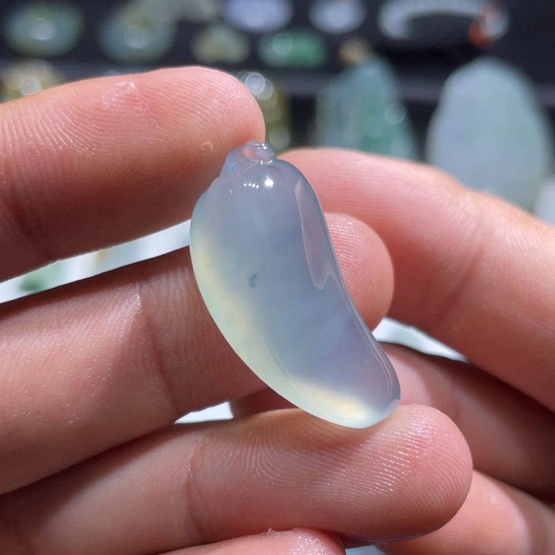 颈饰未镶嵌翡翠随形