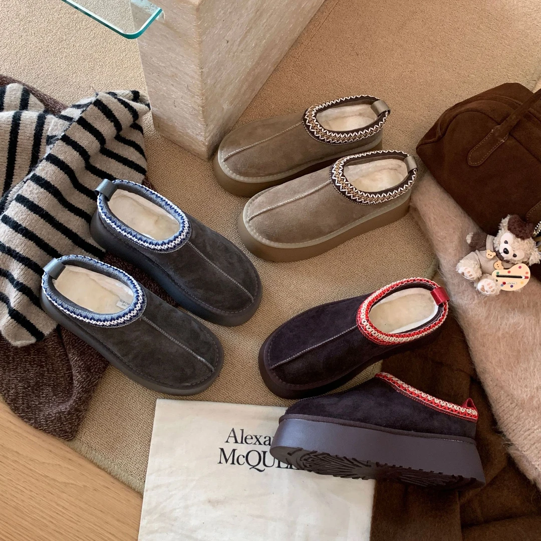 加绒软底厚底保暖加厚时尚雪地靴女款冬季新