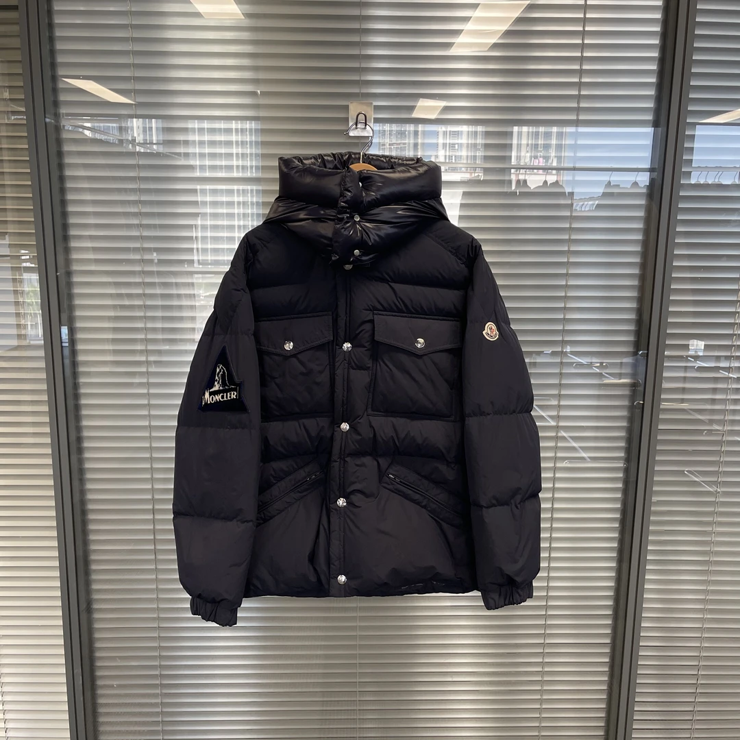 99新 MONCLER 墨绿色针织拼接外套 s码 #10087