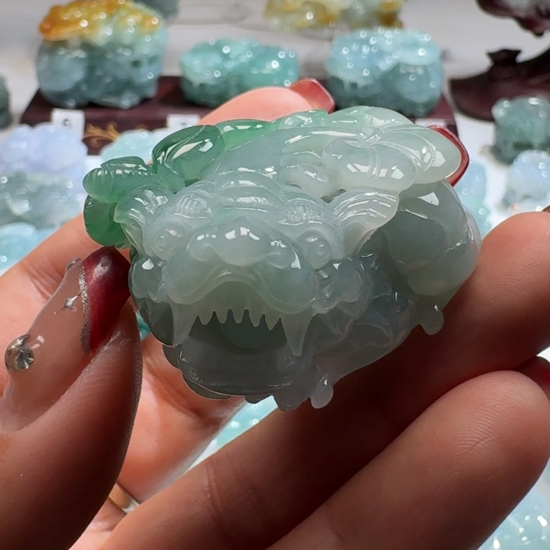 定制翡翠未镶嵌厚****i貔貅