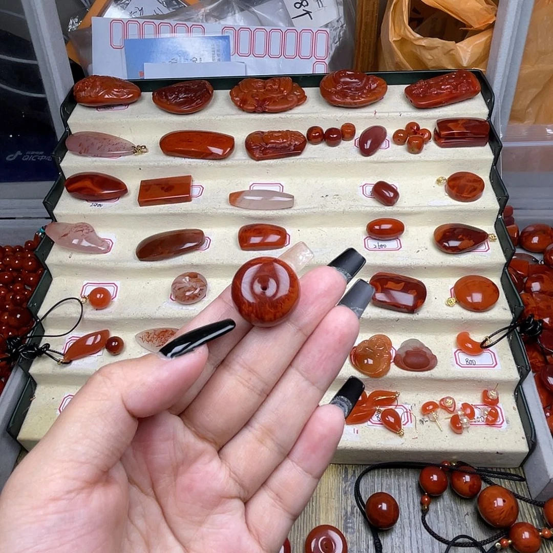 白***蓝未镶嵌平安扣吊坠南红玛瑙原矿南红平安扣吊坠
