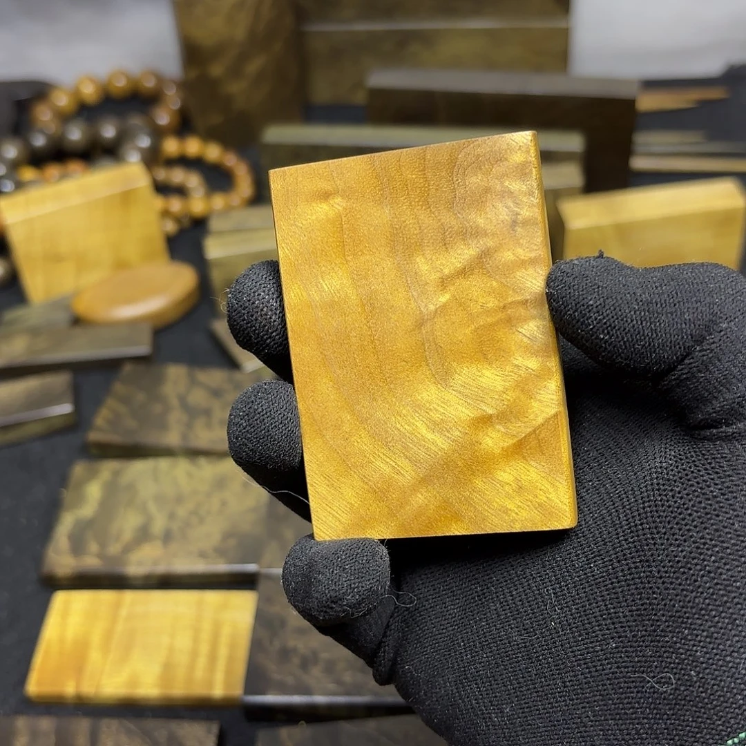 近***尺金丝楠一物一拍链接