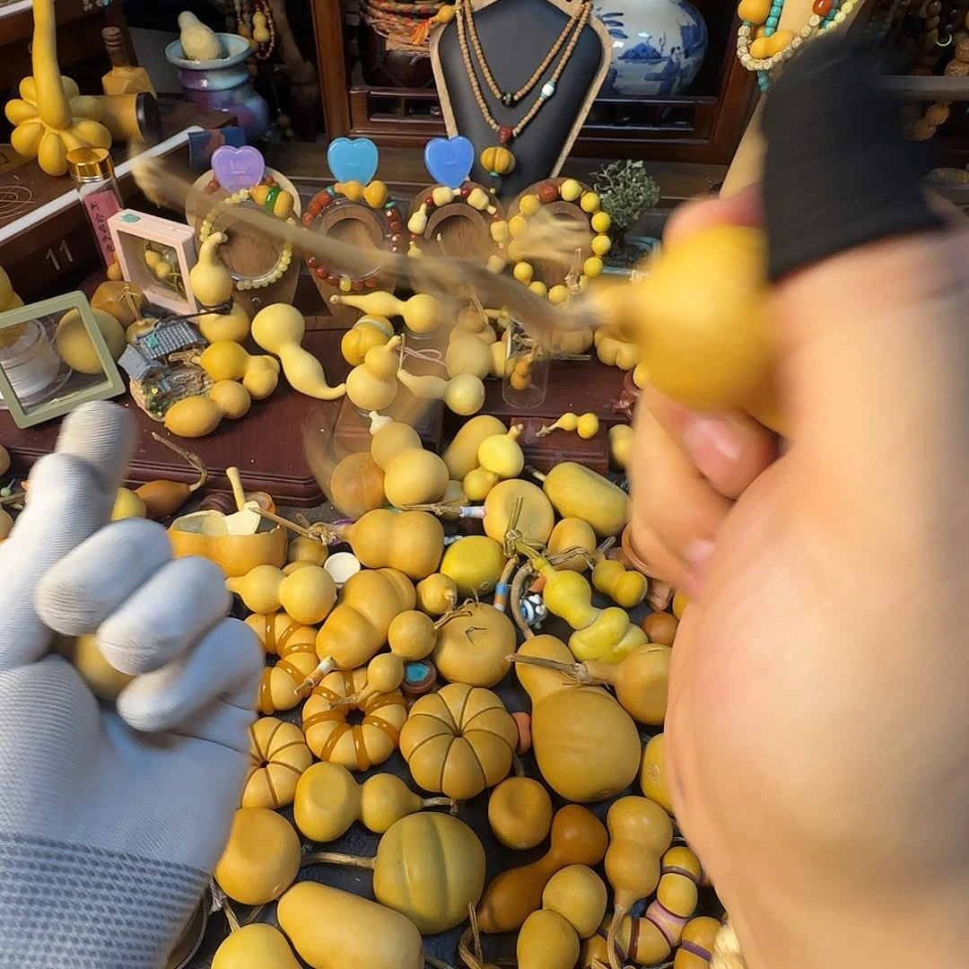 N***t木葫芦两个葫芦葫芦