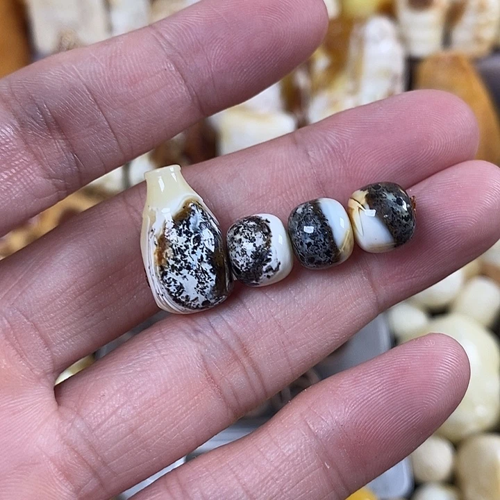 未镶嵌琥珀裸石我