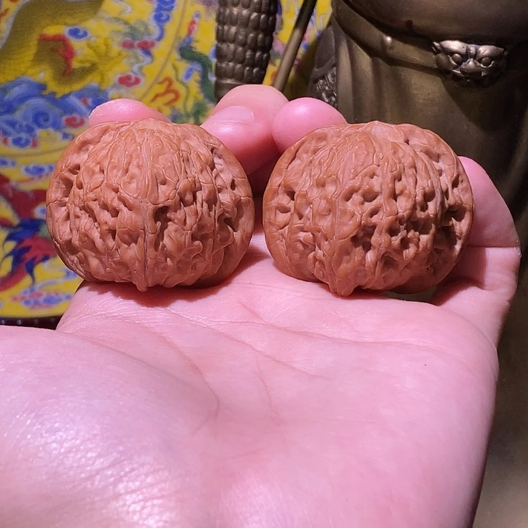 文玩核桃把件全品41磨盘狮子头【41 33 39】