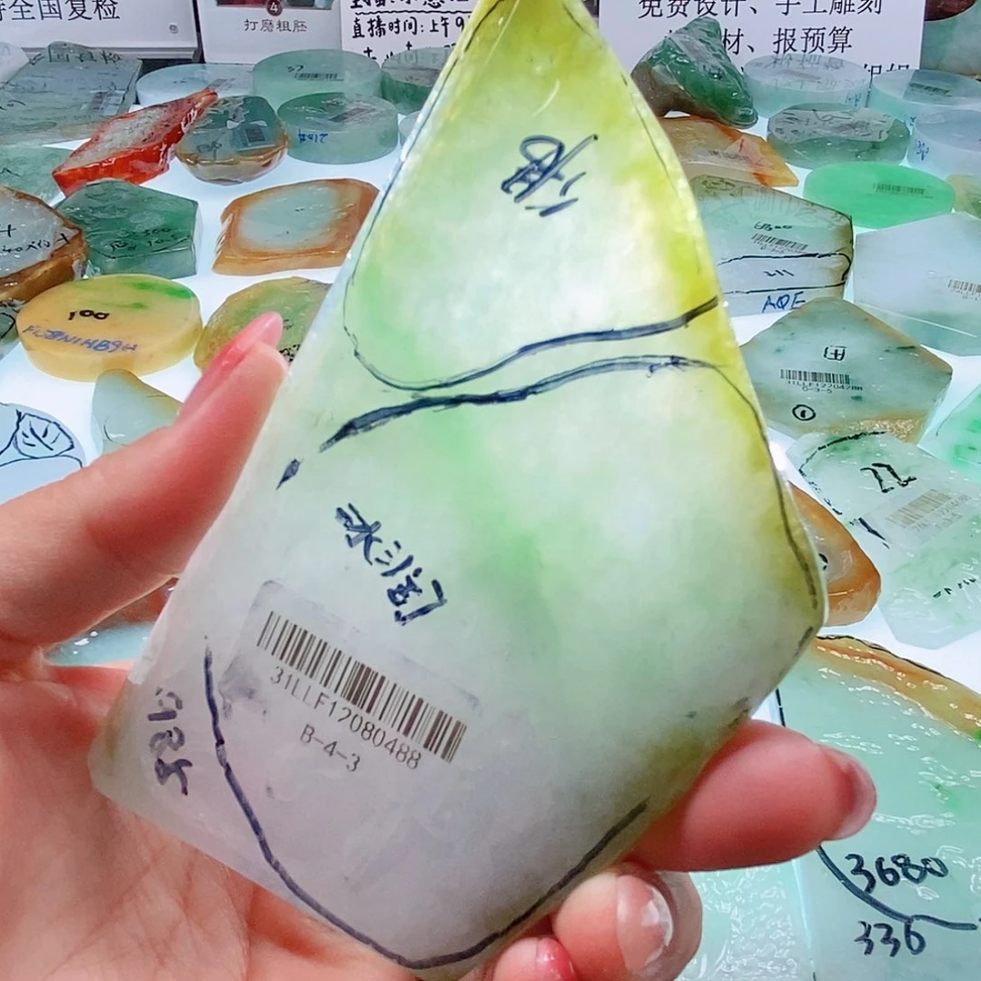 定制翡翠未镶嵌定制翡翠未镶嵌