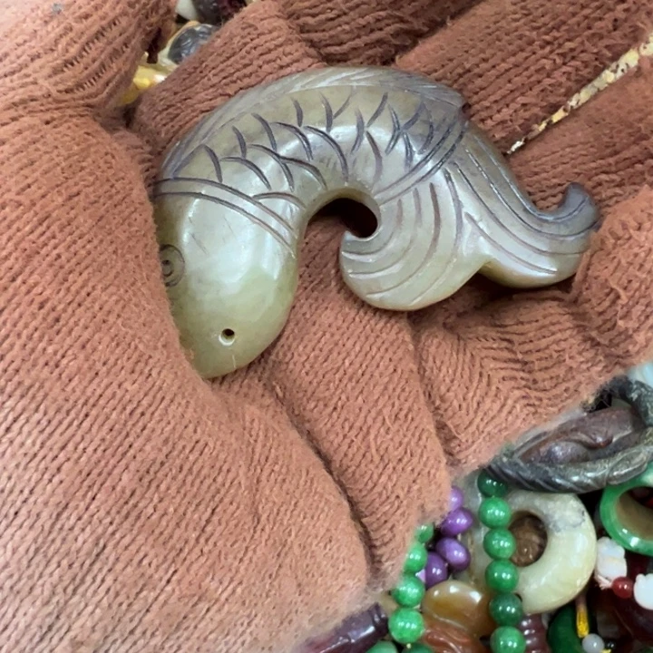 范***聚和田玉（青白玉）未镶嵌挂件