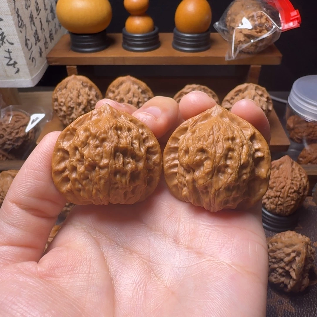 文玩核桃把件崔凯