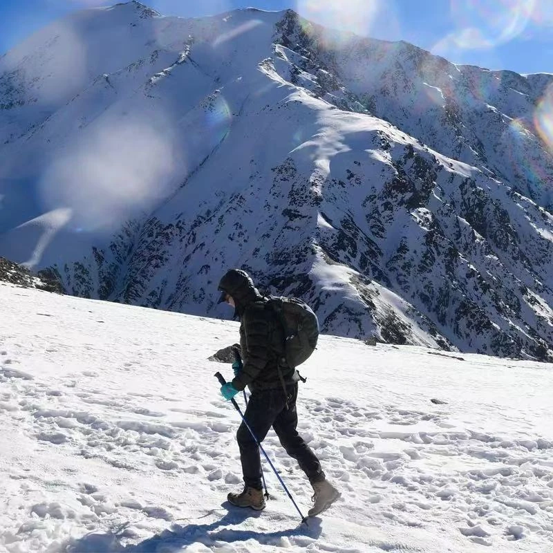 男女同款羽绒服冬季保暖外套情侣装