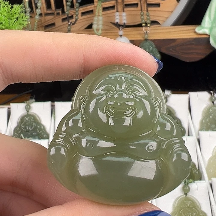 标***颈饰未镶嵌和田玉