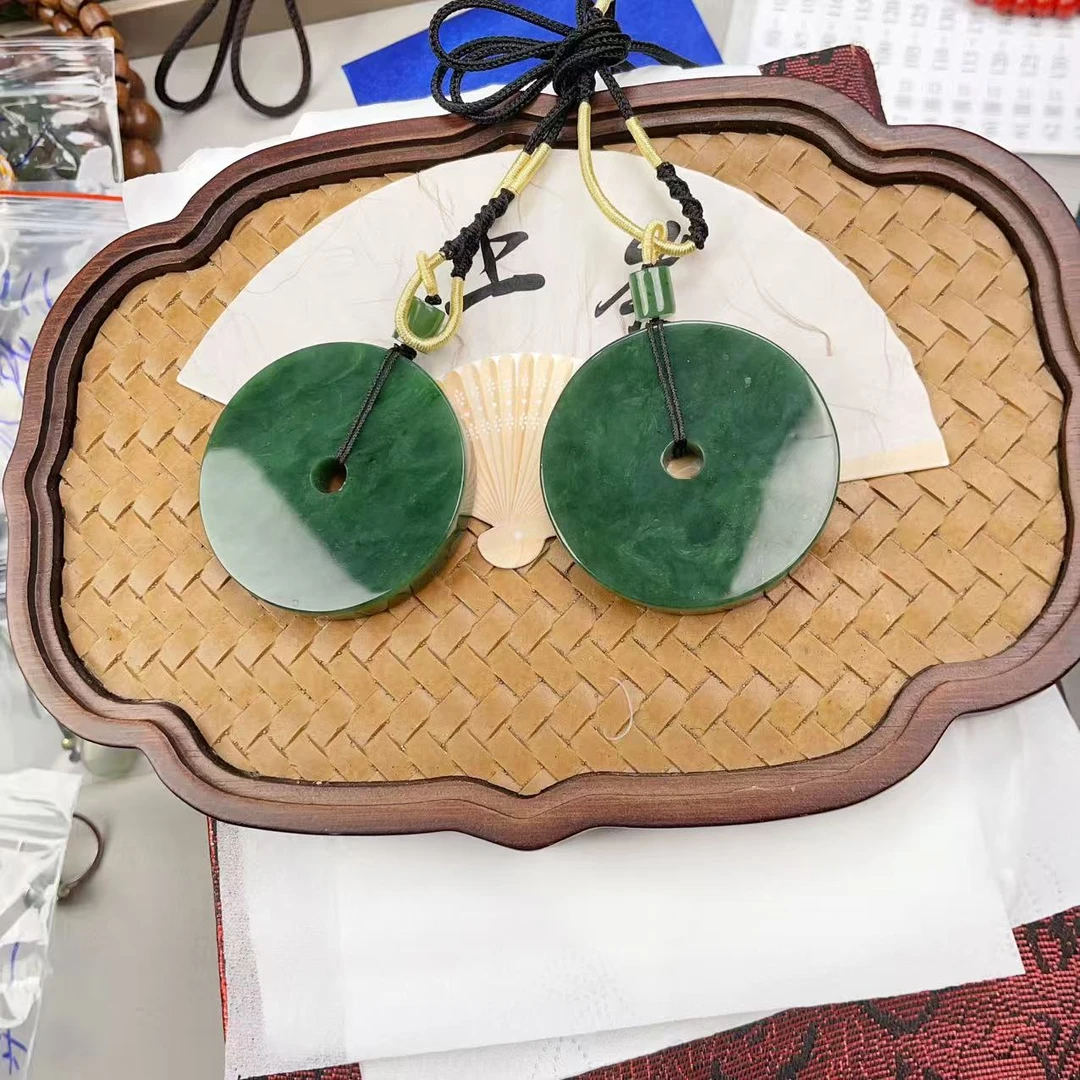 和田玉碧玉大平安牌吊坠 多样性发货拍一单发一个