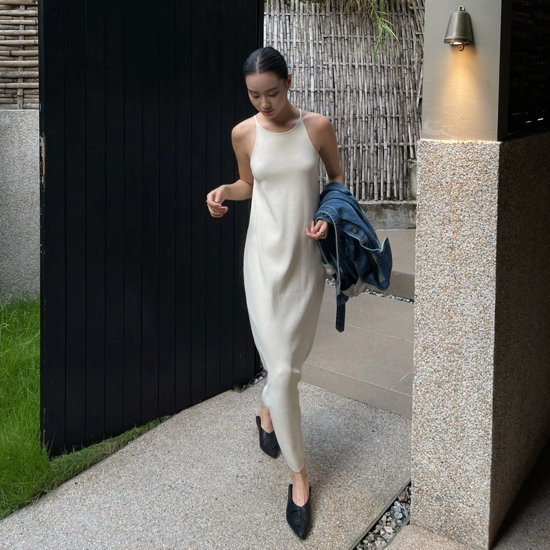 李玉香-法式背心吊带针织连衣裙洋气极简外穿内搭性感时尚长裙