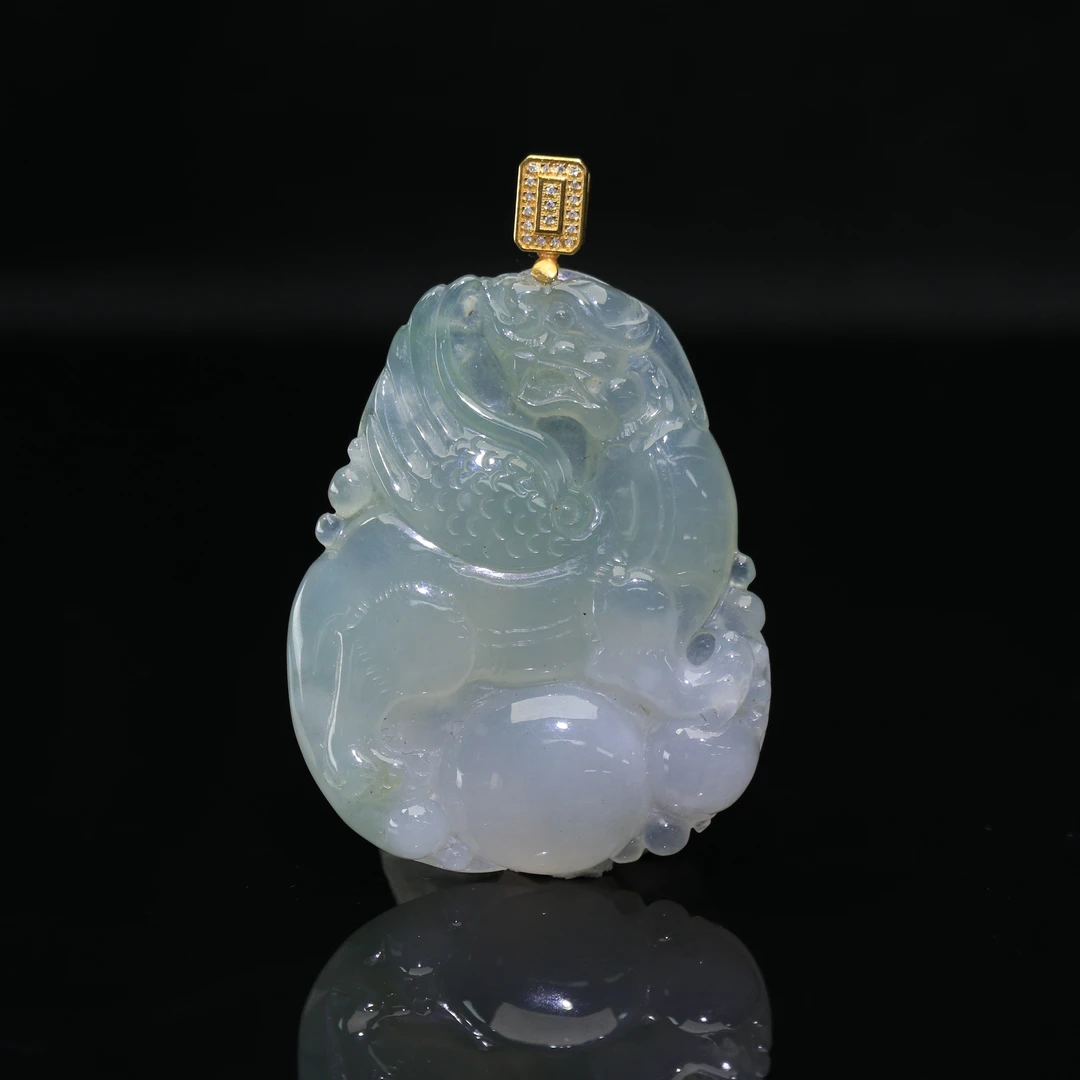 9天然缅甸翡翠A货18k飞天麒麟/500394/北京中保拍卖