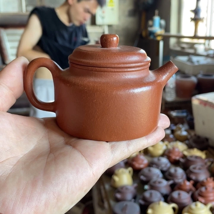 紫砂紫砂德钟。红将坡（微暇