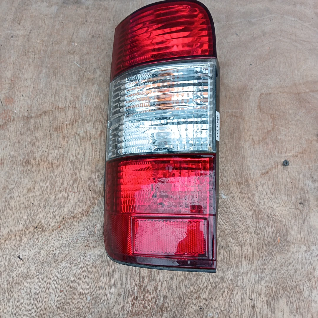 8新  适用金杯海狮左后尾灯刹车灯倒车灯防追尾灯原车原厂二手